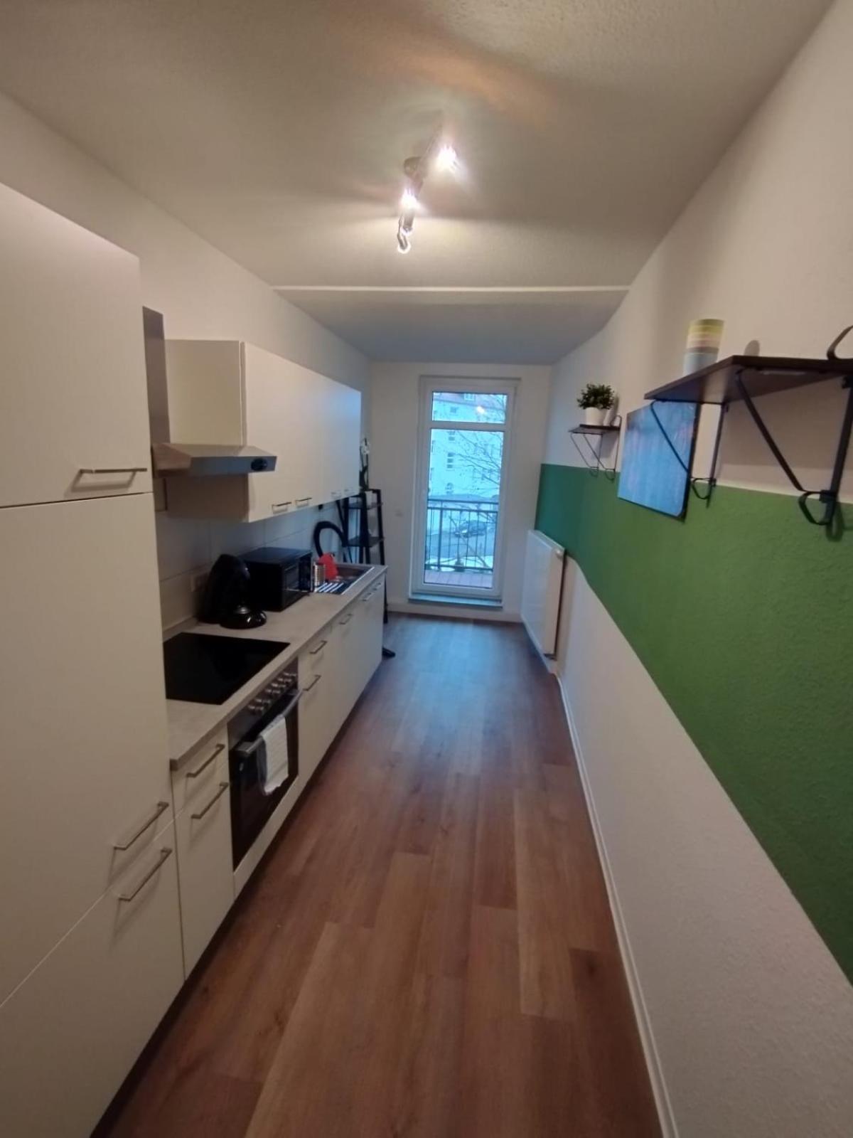 Sali-Homes Boarding Haus Monteur-Wohnungen Balkon Vollkueche Autobahnaehe Markranstädt Camera foto